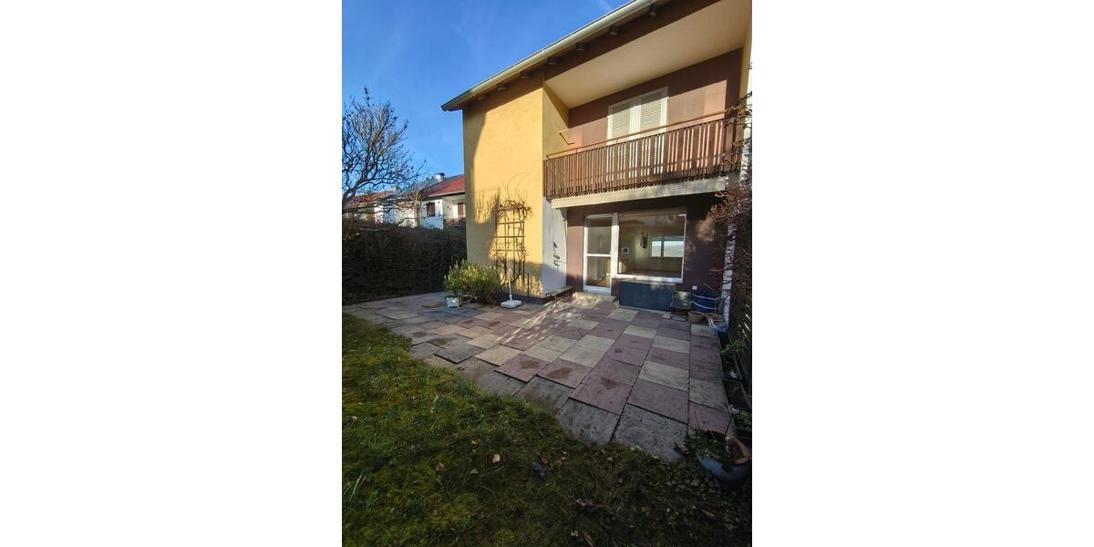 Doppelhaushälfte Ostfildern - 5.5 Zimmer, 135 m&sup2;, 1.750&euro; | Angebot:26681482