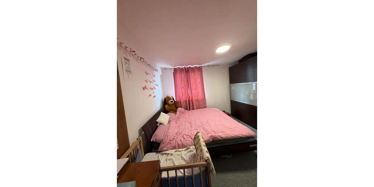 Etagenwohnung Pfullingen - 1 Zimmer, 50 m&sup2;, 660&euro; | Angebot:25646117