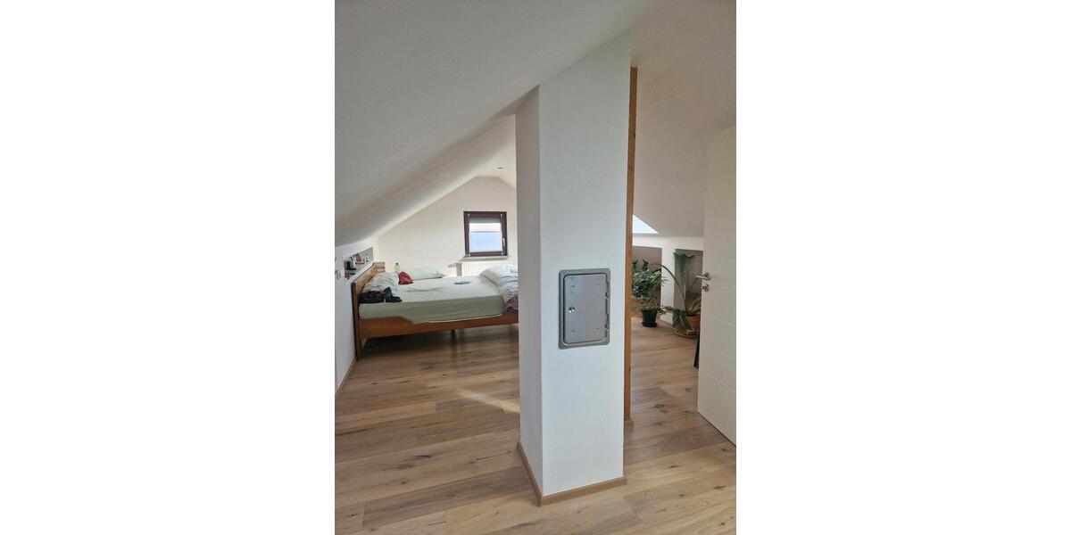 Doppelhaushälfte Nufringen - 6 Zimmer, 145 m&sup2;, 590.000&euro; | Angebot:26044573