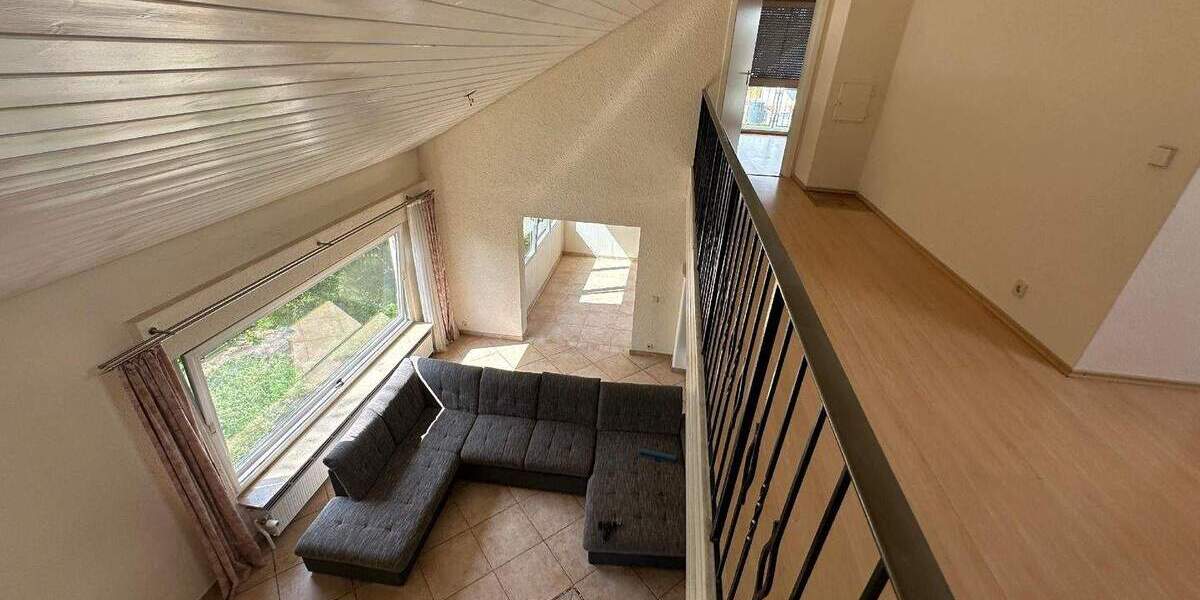 Mehrfamilienhaus, Wohnhaus Althengstett - 5 Zimmer, 199 m&sup2;, 2.500&euro; | Angebot:25821147