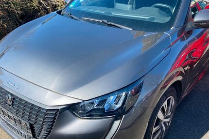 Peugeot 208 62.700 km 11.950 &euro; Gäufelden 71126