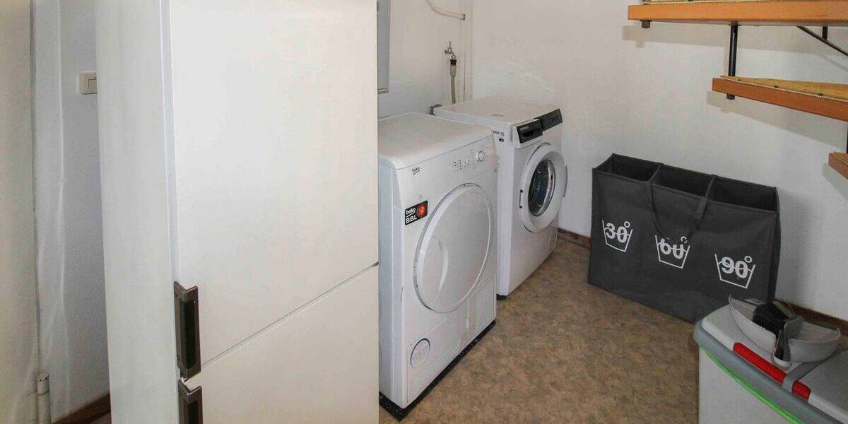 Einfamilienhaus Bad Urach Sirchingen - 4 Zimmer, 104 m&sup2;, 295.000&euro; | Angebot:26037310