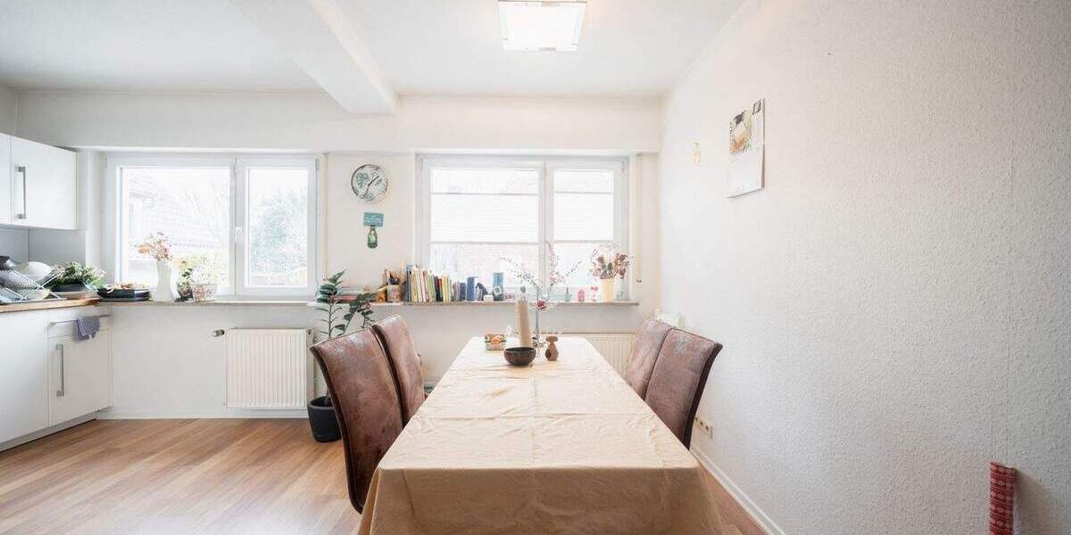 Mehrfamilienhaus, Wohnhaus Stuttgart Möhringen - 5 Zimmer, 158 m&sup2;, 595.000&euro; | Angebot:25685471