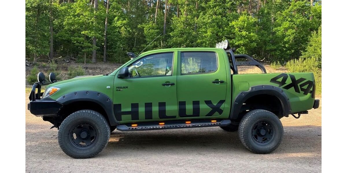 Toyota Hilux 182.000 km 14.000 &euro; Tübingen 72072