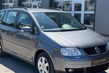 VW Touran 111.000 km 5.990 &euro; Gäufelden 71126