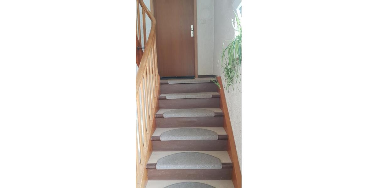 Dachgeschoßwohnung Walddorfhäslach - 3 Zimmer, 65 m&sup2;, 750&euro; | Angebot:25131311