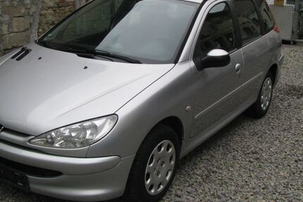 Peugeot 206 215.000 km 1.850 &euro; herrenberg 71083