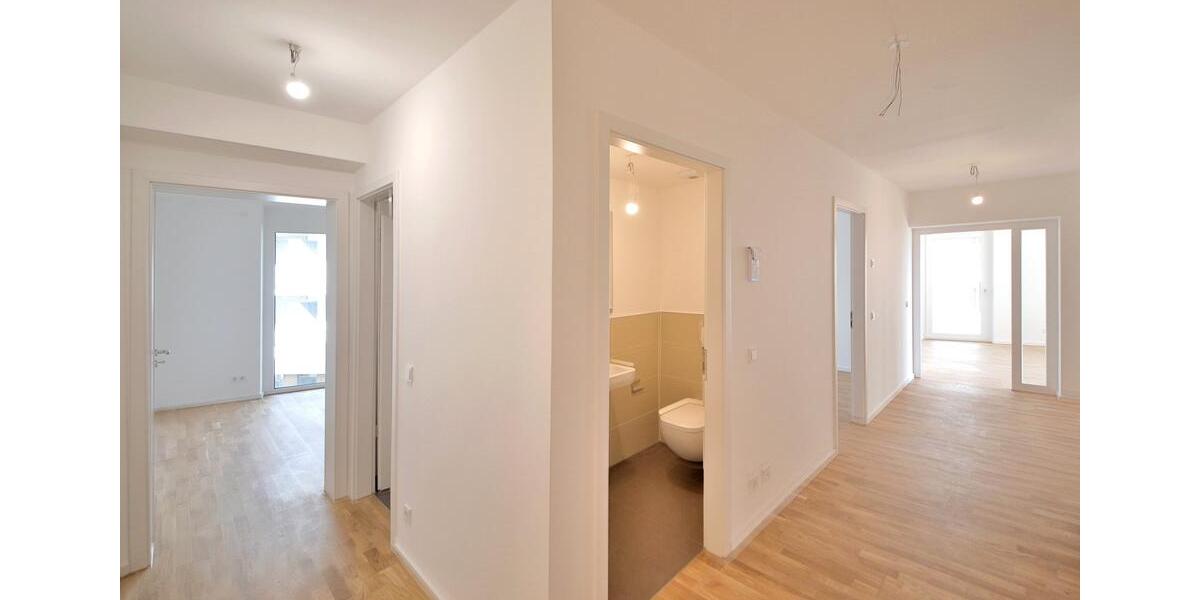 Etagenwohnung Böblingen - 3 Zimmer, 100 m&sup2;, 2.045&euro; | Angebot:25783086