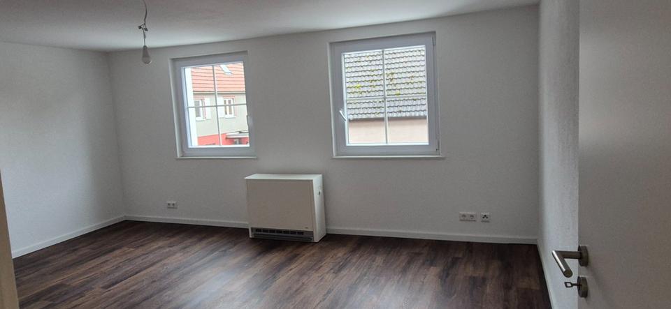 Einfamilienhaus Gechingen - 6 Zimmer, 161 m&sup2;, 1.700&euro; | Angebot:25018717