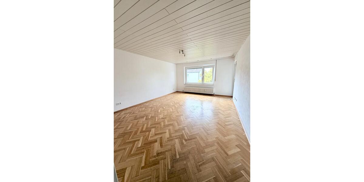 Etagenwohnung Metzingen - 2.5 Zimmer, 63 m&sup2;, 229.000&euro; | Angebot:27261704