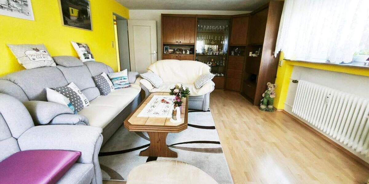 Etagenwohnung Herrenberg - 4 Zimmer, 104 m&sup2;, 319.000&euro; | Angebot:25746450