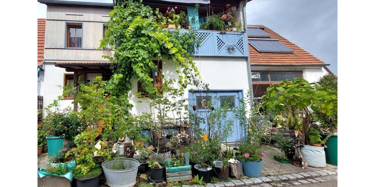 Einfamilienhaus Hülben - 5 Zimmer, 100 m&sup2;, 246.000&euro; | Angebot:25902739