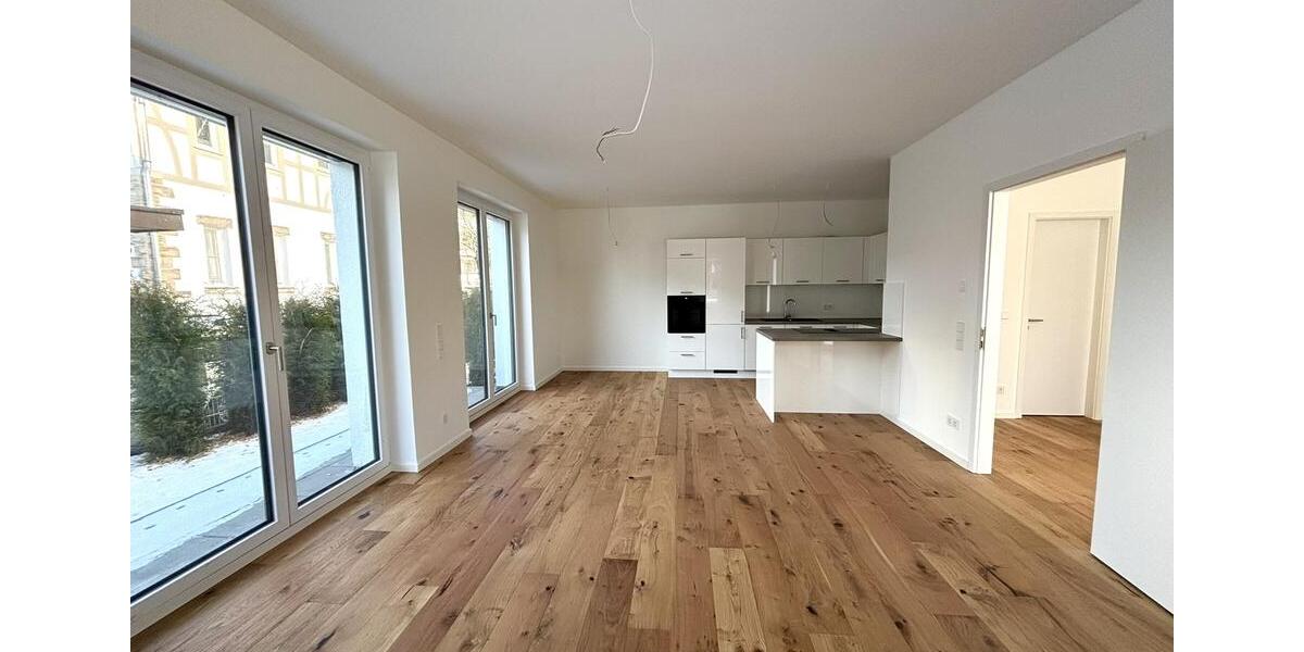 Erdgeschoßwohnung Sindelfingen - 2 Zimmer, 89 m&sup2;, 1.280&euro; | Angebot:25854092