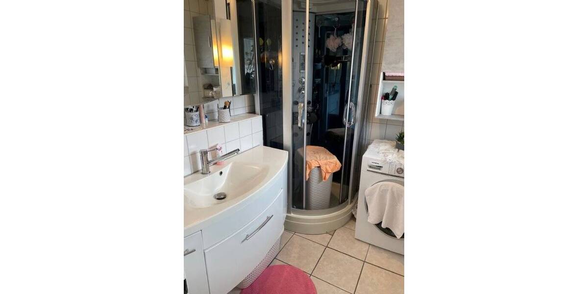 Etagenwohnung Nürtingen Oberensingen - 4 Zimmer, 90 m&sup2;, 299.000&euro; | Angebot:25773635