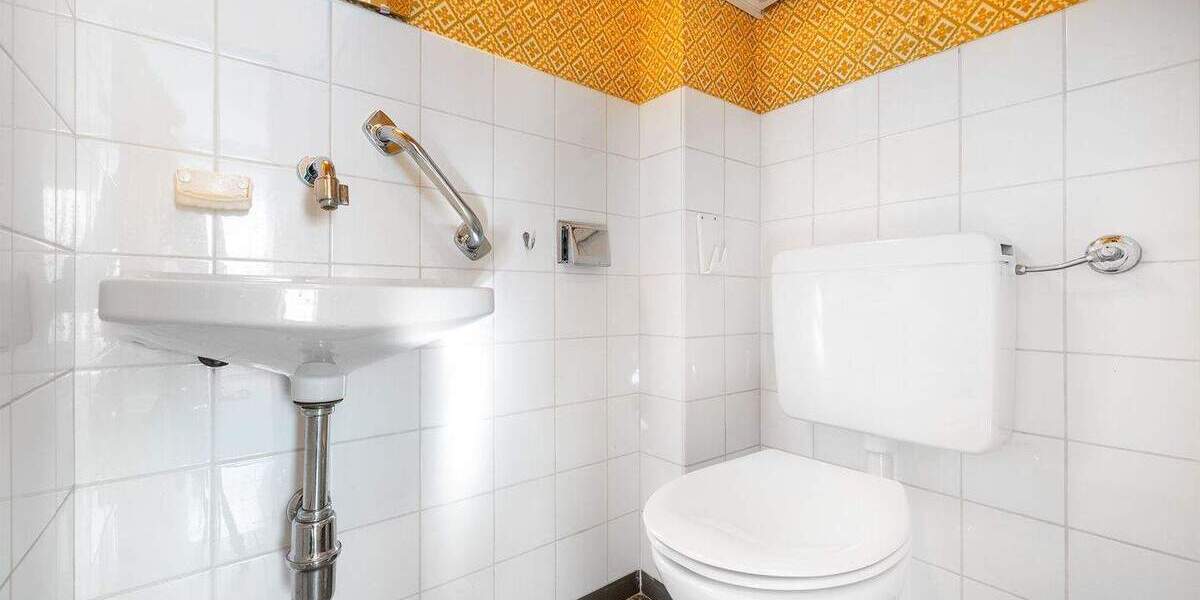 Mehrfamilienhaus, Wohnhaus Stuttgart Degerloch - 9 Zimmer, 140 m&sup2;, 740.000&euro; | Angebot:25685475