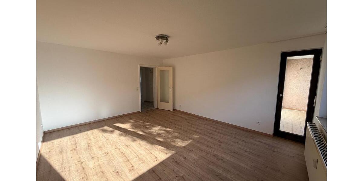 Etagenwohnung Bisingen - 3 Zimmer, 68 m&sup2;, 450&euro; | Angebot:25507835