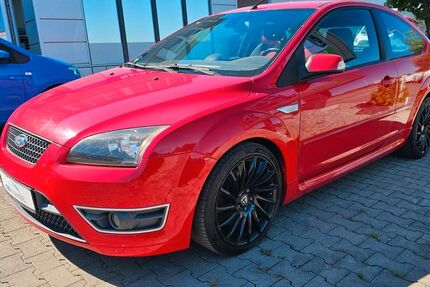 Ford Focus 195.000 km 5.990 &euro; Reutlingen 72766