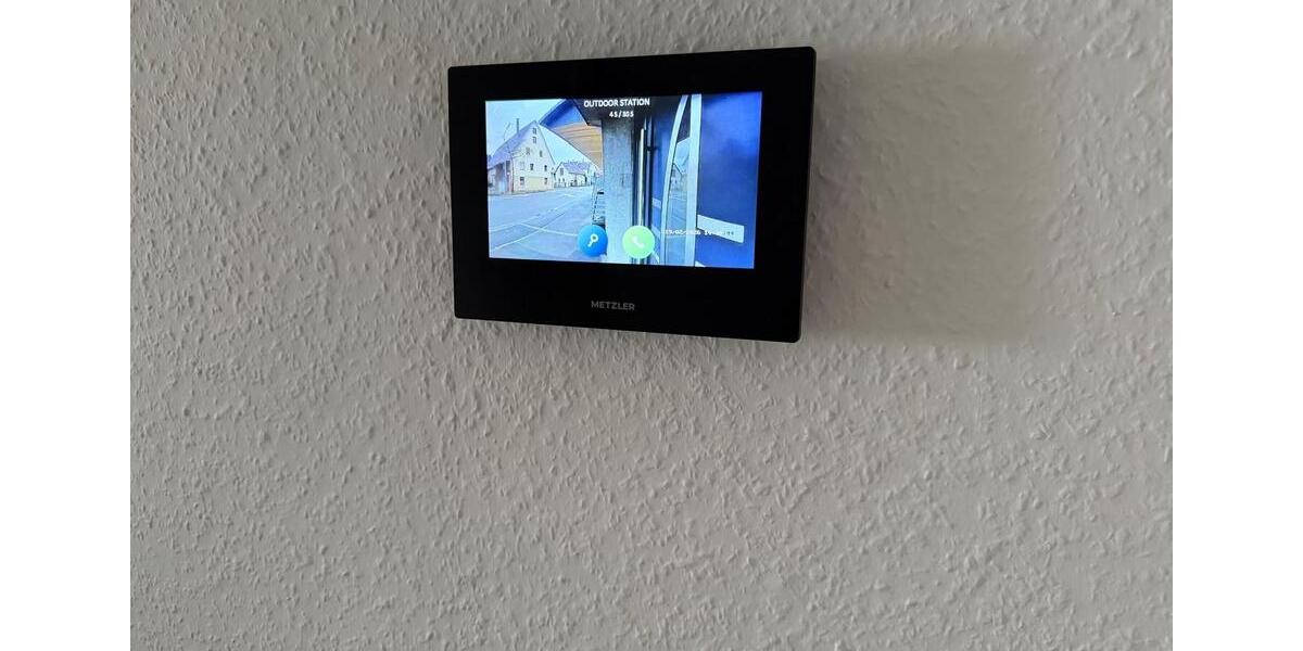 Dachgeschoßwohnung Jettingen - 3 Zimmer, 66 m&sup2;, 1.250&euro; | Angebot:25131334