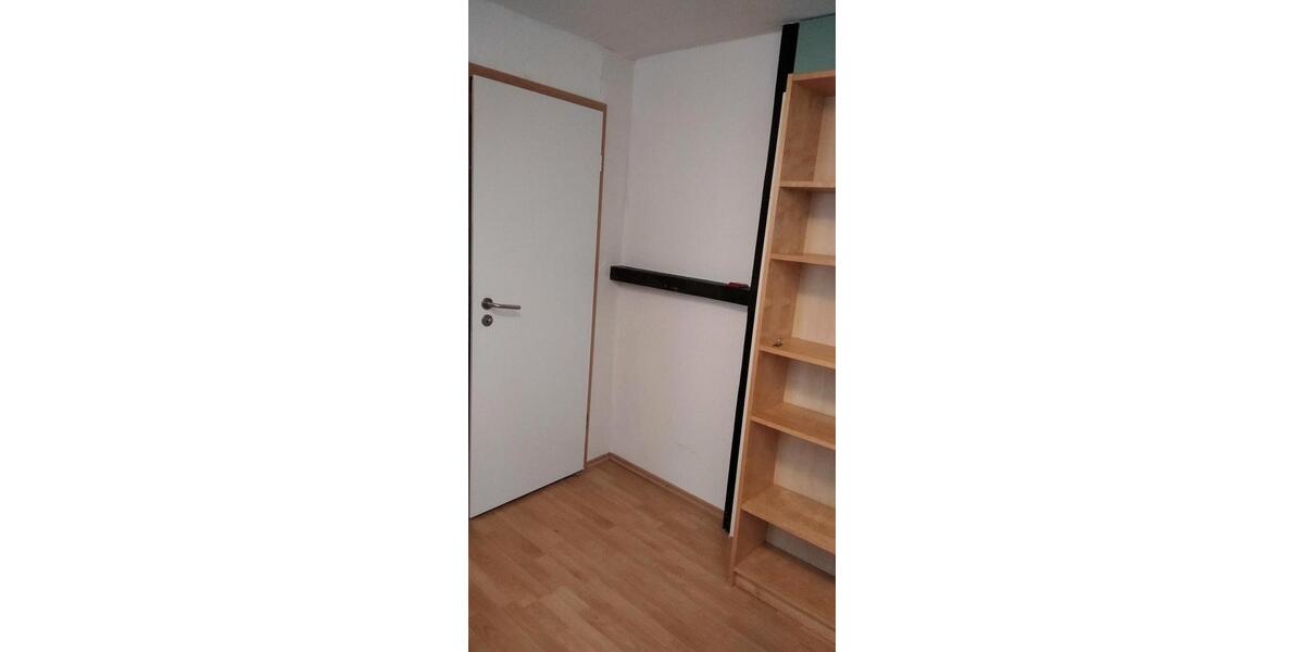 Dachgeschoßwohnung Reutlingen Reutlingen (Kernstadt) - 5 Zimmer, 64 m&sup2;, 219.000&euro; | Angebot:26524699