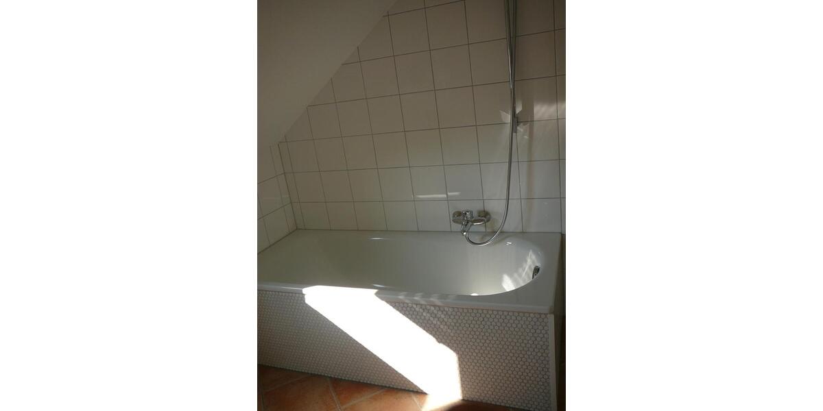 Dachgeschoßwohnung Herrenberg - 2.5 Zimmer, 58 m&sup2;, 900&euro; | Angebot:25554062
