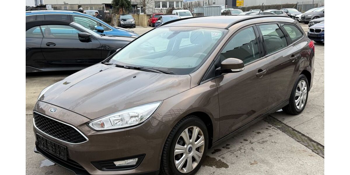 Ford Focus 77.000 km 6.990 &euro; Metzingen 72555