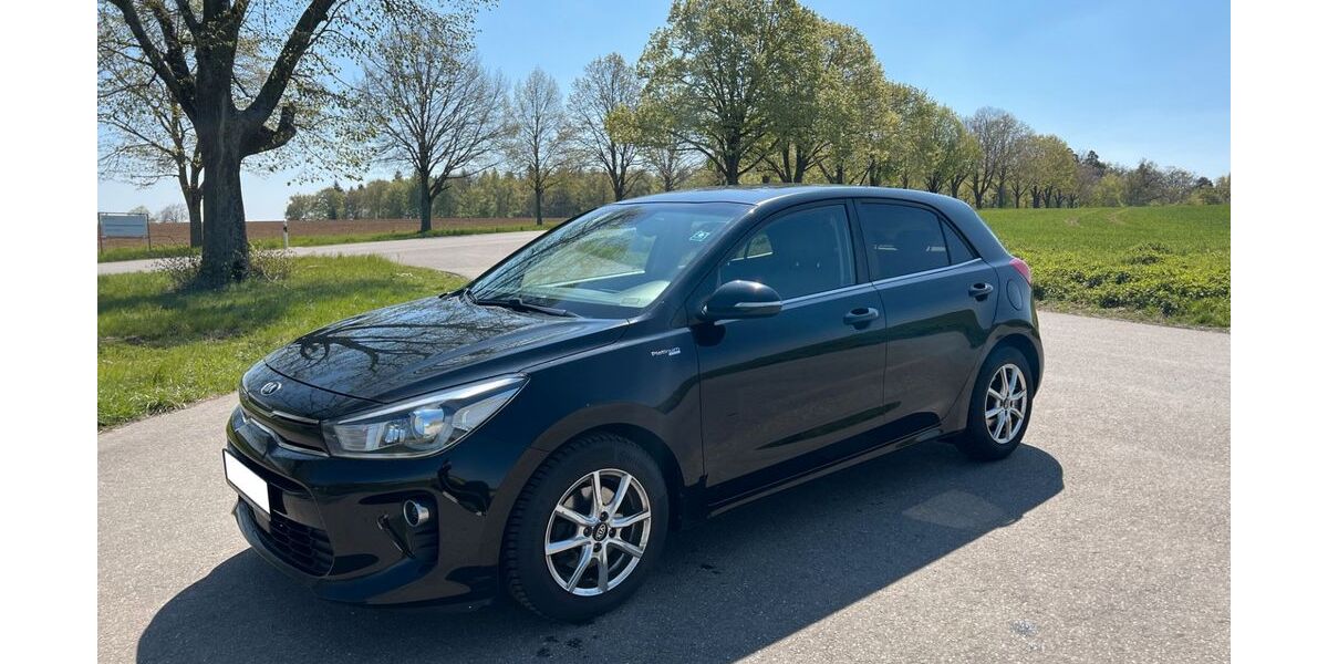 Kia Rio 92.000 km 11.700 &euro; Grafenau 71120