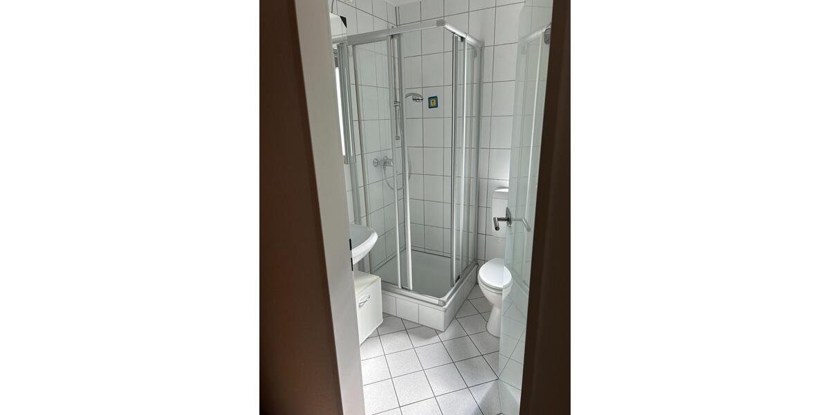 Etagenwohnung Stuttgart Lehen - 1.5 Zimmer, 46 m&sup2;, 900&euro; | Angebot:25081515