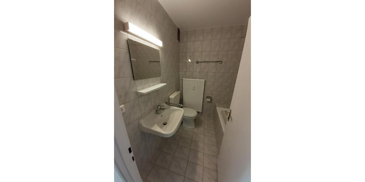 Etagenwohnung Reutlingen Orschel-Hagen - 1 Zimmer, 40 m&sup2;, 500&euro; | Angebot:25964365