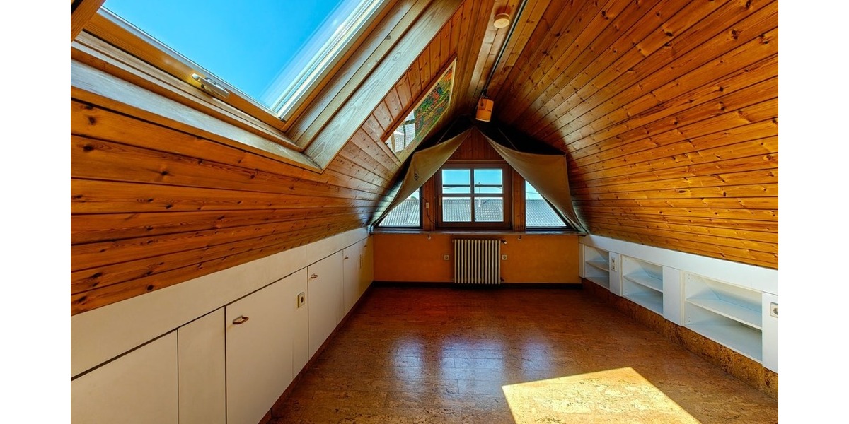 Charmantes Fachwerkhaus mit ELW, Atelier und Ausbaureserve - Wohnen & Arbeiten unter einem Dach - Bauernhaus, Landhaus Reutlingen Rommelsbach | Angebot:24690906