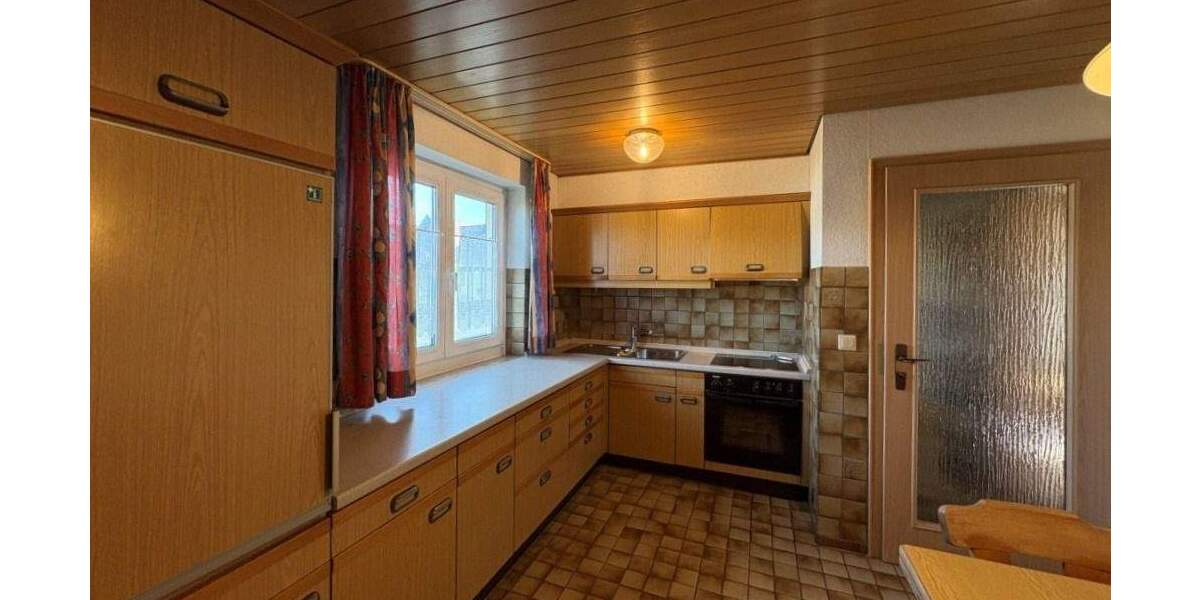 Mehrfamilienhaus, Wohnhaus Deckenpfronn - 6 Zimmer, 178 m&sup2;, 556.000&euro; | Angebot:25704256