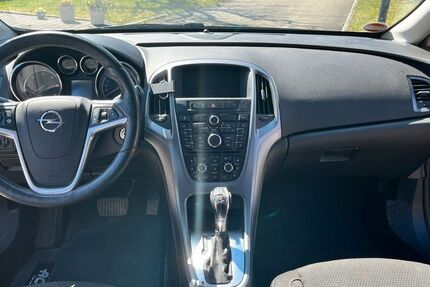 Opel Astra 140.205 km 6.100 &euro; St. Johann 72813