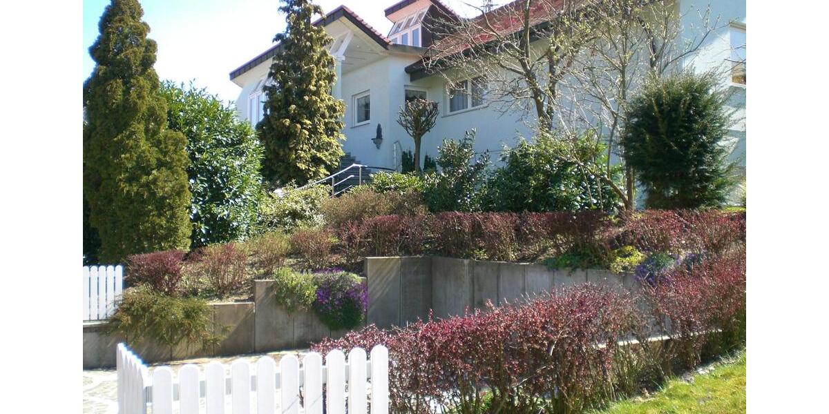 Dachgeschoßwohnung Ostelsheim - 2 Zimmer, 1.000&euro; | Angebot:22979697