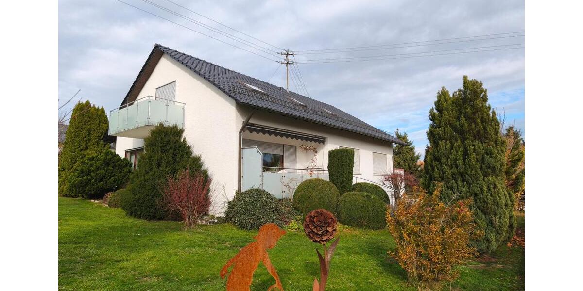 Einfamilienhaus Bisingen - 11 Zimmer, 240 m&sup2;, 649.000&euro; | Angebot:27056457