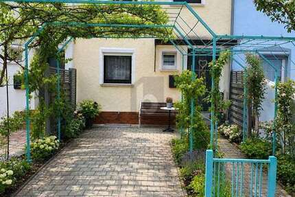 Haus Reutlingen Reutlingen-Betzingen - 4.5 Zimmer, 95 m&sup2;, 450.000&euro; | Angebot:27151732