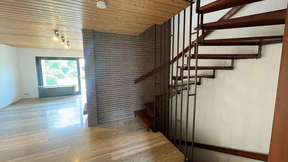 Mehrfamilienhaus, Wohnhaus Böblingen - 4 Zimmer, 143 m&sup2;, 2.750&euro; | Angebot:26378141
