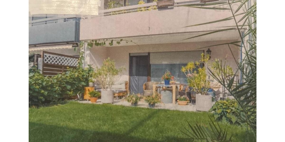 Reihenhaus Riederich - 8 Zimmer, 144 m&sup2;, 550.000&euro; | Angebot:25883803