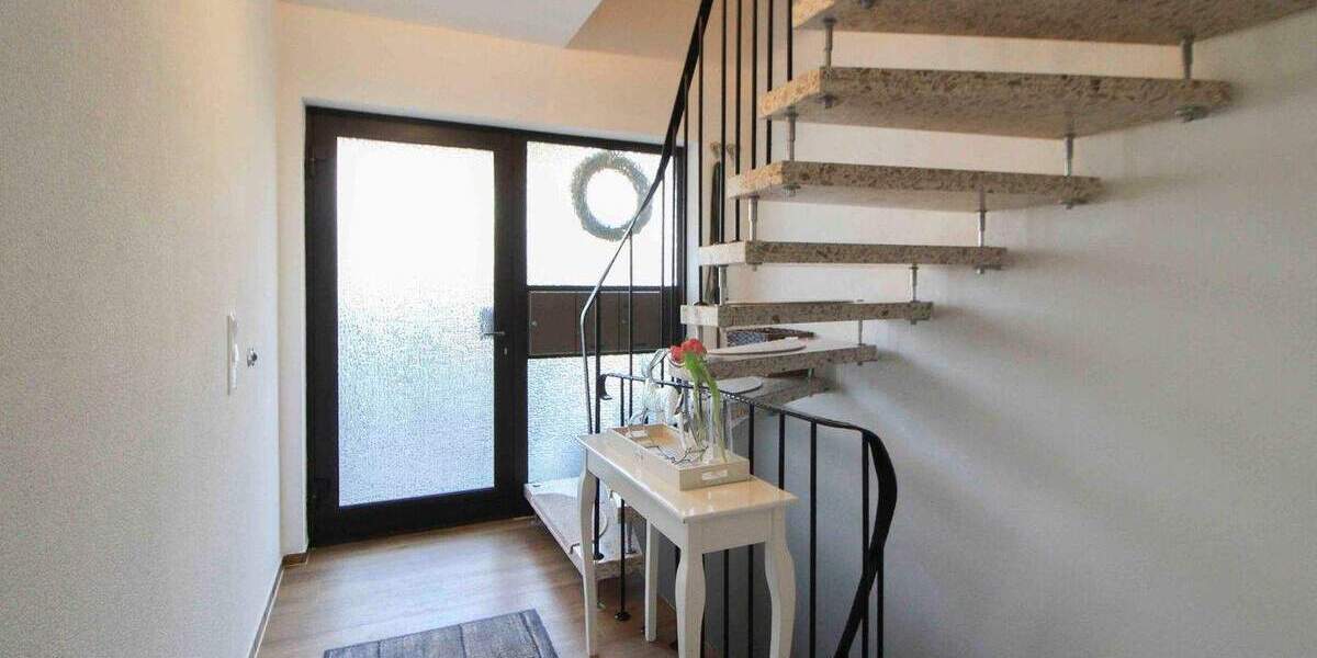 Mehrfamilienhaus, Wohnhaus Wolfschlugen - 5 Zimmer, 779.000&euro; | Angebot:25687417