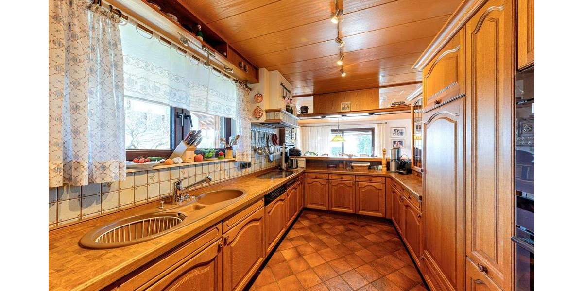 Einfamilienhaus Aidlingen Deufringen - 7 Zimmer, 333 m&sup2;, 925.000&euro; | Angebot:25800930