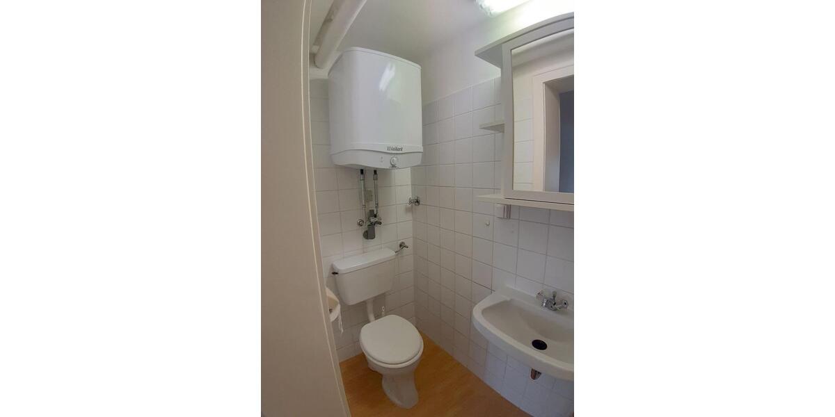 Etagenwohnung Stuttgart Vaihingen - 1 Zimmer, 20 m&sup2;, 350&euro; | Angebot:25977687