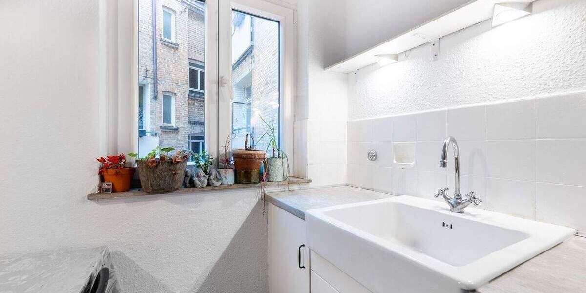 Etagenwohnung Stuttgart West - 2 Zimmer, 61 m&sup2;, 245.000&euro; | Angebot:25737262