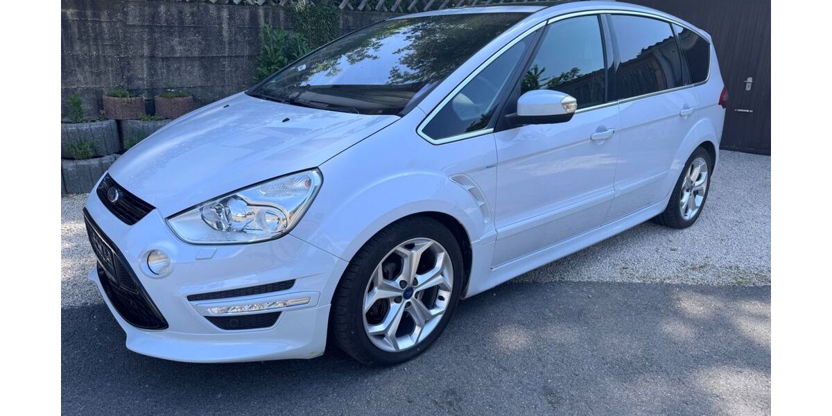 Ford S-Max 125.500 km 10.399 &euro; Reutlingen 72766