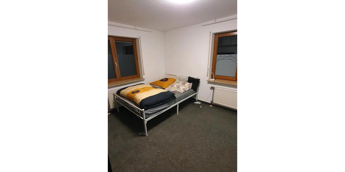 Erdgeschoßwohnung Leinfelden-Echterdingen Echterdingen - 1 Zimmer, 27 m&sup2;, 570&euro; | Angebot:25961930