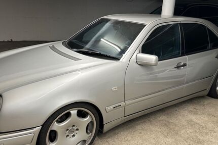 Mercedes-Benz E 50 276.500 km 15.400 &euro; Ehningen 71139