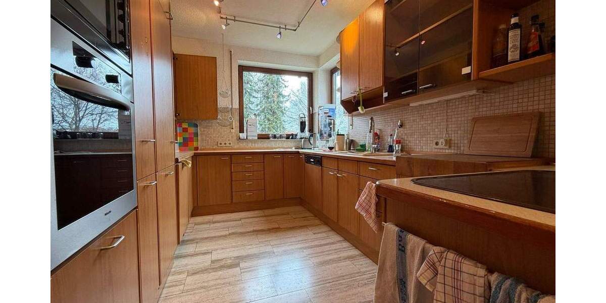 Einfamilienhaus Metzingen - 6 Zimmer, 277 m&sup2;, 837.000&euro; | Angebot:25671344