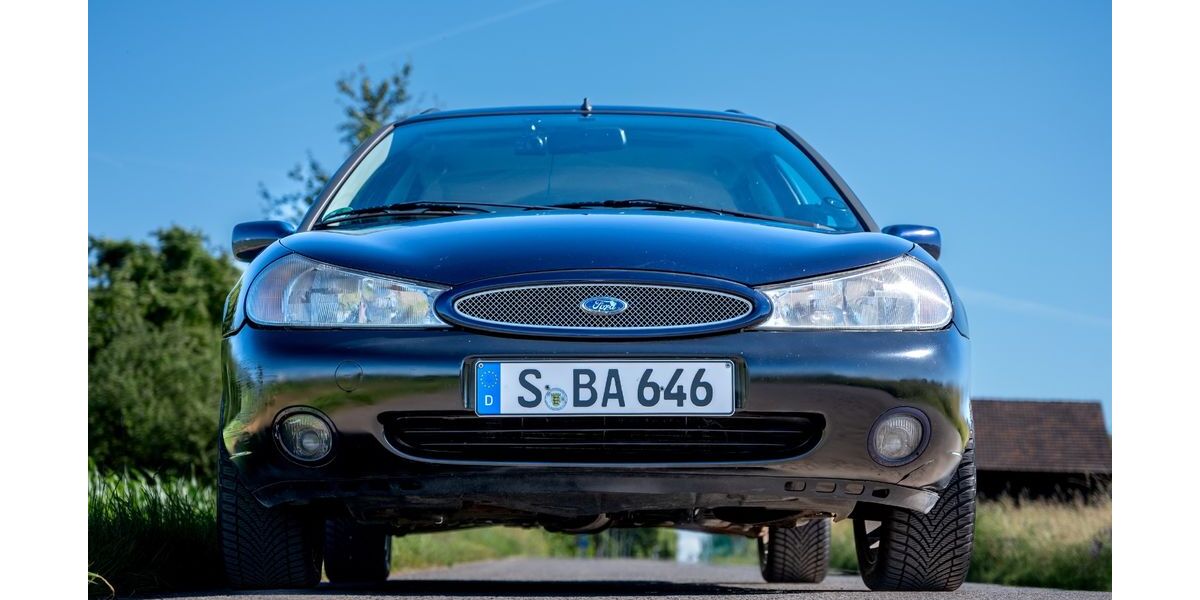 Ford Mondeo 284.000 km 1.950 &euro; Stuttgart 70376