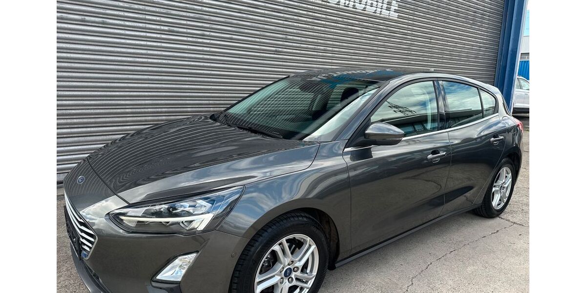 Ford Focus 85.860 km 14.200 &euro; Sindelfingen 71065