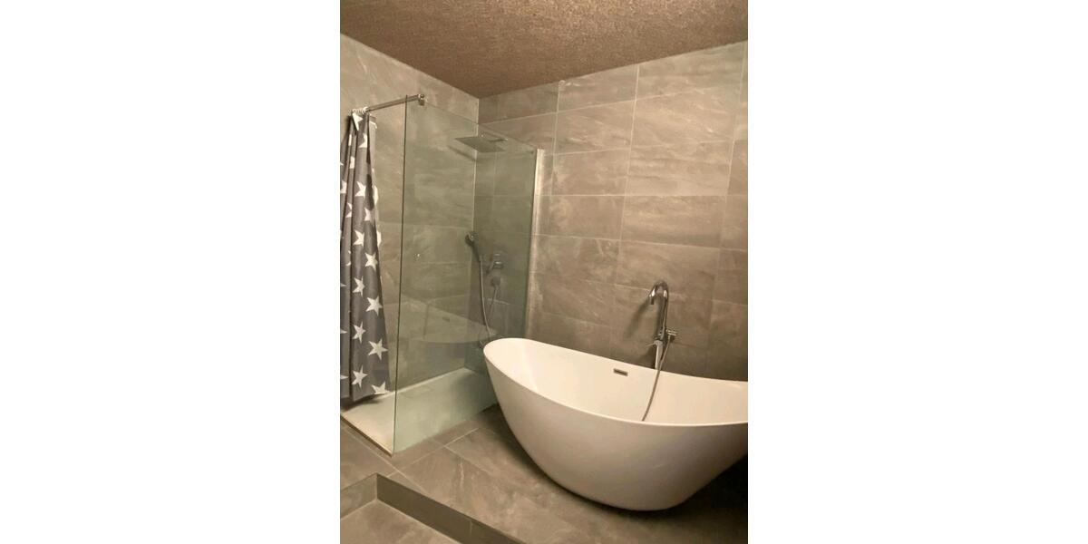 Etagenwohnung Lichtenstein - 4 Zimmer, 110 m&sup2;, 1.300&euro; | Angebot:24936967