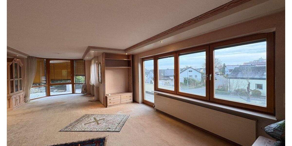 Einfamilienhaus Herrenberg - 8 Zimmer, 216 m&sup2;, 985.000&euro; | Angebot:25748797