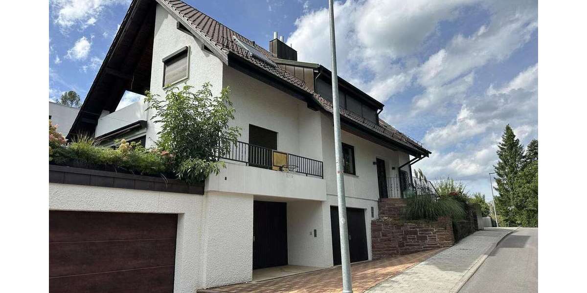 Einfamilienhaus Stuttgart Vaihingen - 6.5 Zimmer, 192 m&sup2;, 3.000&euro; | Angebot:27470365