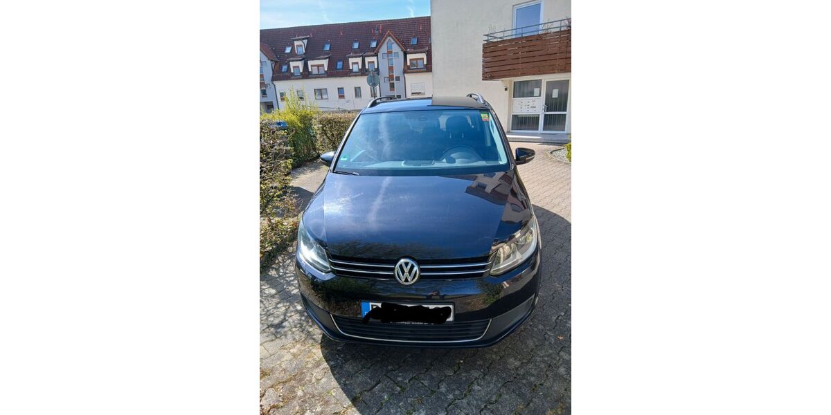 VW Touran 185.000 km 6.400 &euro; Gärtringen 71116